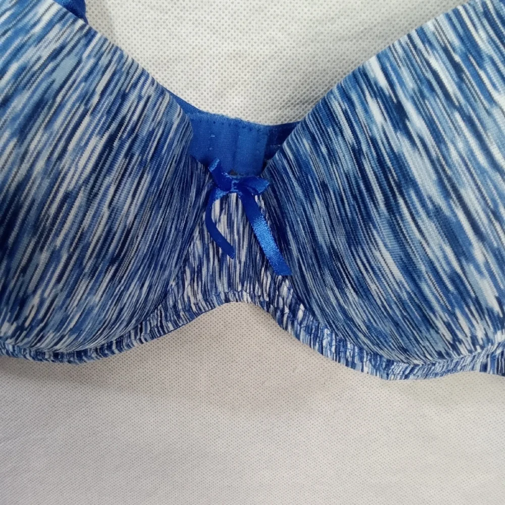 Mottled Blue Full-Coverage Bra‎ with Decorative Detail
